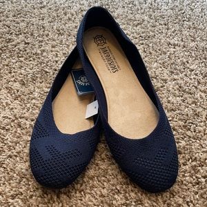 NWT Navy Blue Harborsides ballet flats